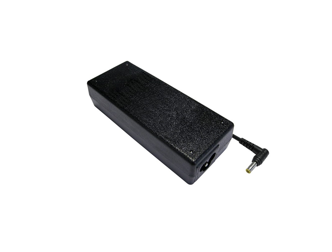 ALM1311 Alimentador compativel Samsung 19v 4.74A 90w 5.5x3.0mm c/ pin central