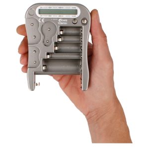 TESBAT001 TESTADOR DE PILHAS UNIVERSAL COM DISPLAY