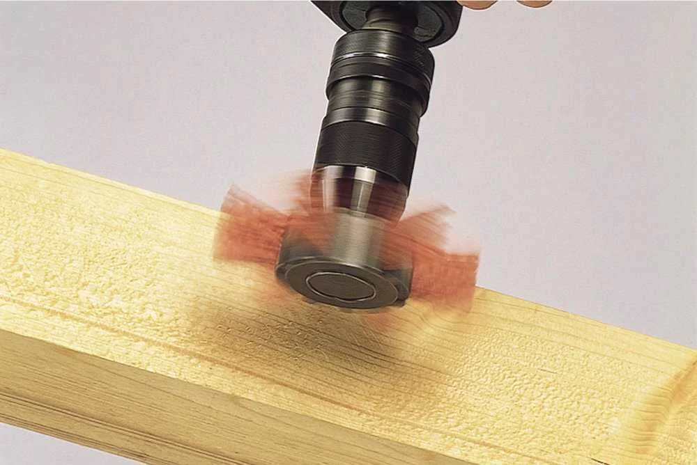 Escova Rebolo Lamelado em Fio de Nylon Haste Hexa.