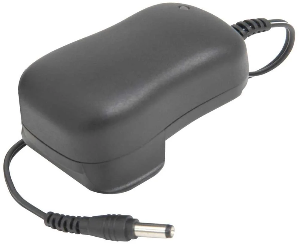 Adaptador de Energia Uk 9vdc 1000ma para Efeitos de Guitarra