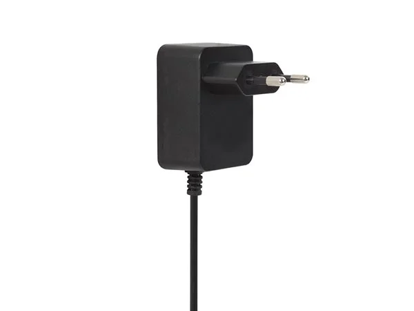Fonte de Alimentação Universal - 20 vdc - 1 a - 2.