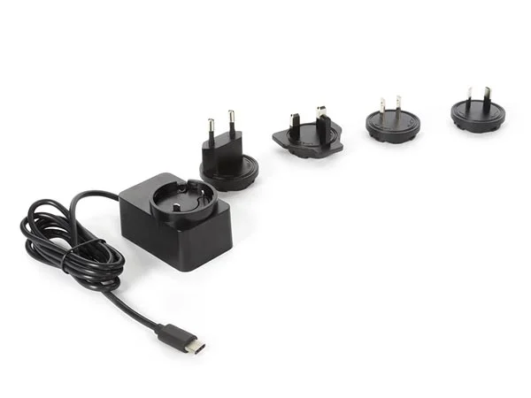 Carregador Compacto com Saída Usb - 5 Vdc - 2.5 A.